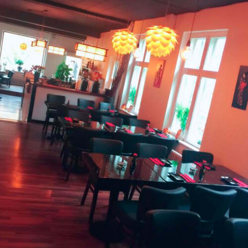 Nya Yaki Sushi - Væggerløse